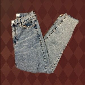 Dynamite Light Blue Straight Leg StrJeans